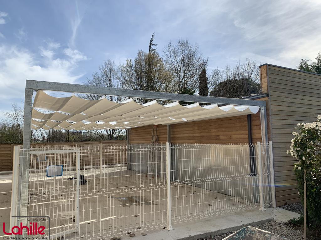 Vélum sur mesure à Toulouse conception et pose Fixe ou rétractable